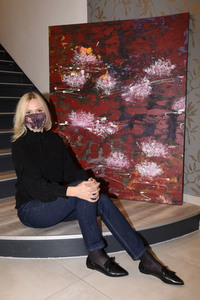 Simone von Anhalt im Friseursalon 'Figaro' in München
