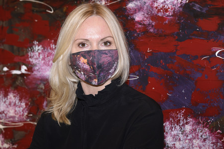 Simone von Anhalt im Friseursalon 'Figaro' in München