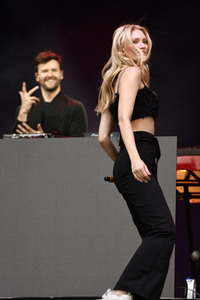 Autokultur-Konzert von Glasperlenspiel in Hannover