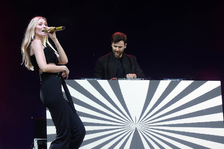 Autokultur-Konzert von Glasperlenspiel in Hannover