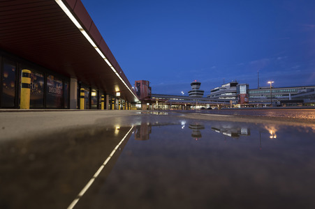 Symbolfoto Flughafen Tegel