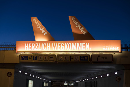 Symbolfoto Flughafen Tegel