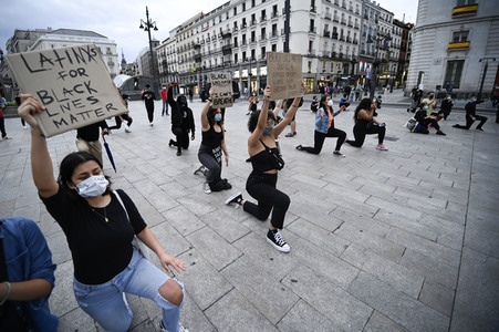 Gedenk-Kundgebung nach dem Tod von George Floyd in Madrid