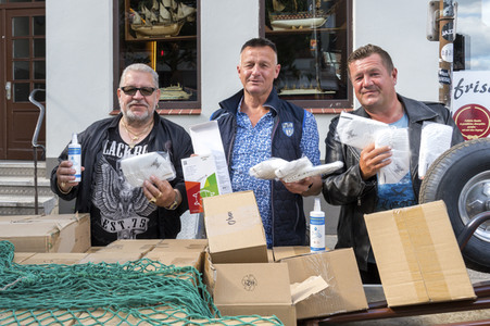 Rene Zierl bei einer Charity Aktion für Hilfsbedürftige in Hamburg