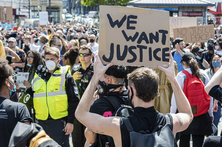 Gedenk-Demonstration zum Mord an George Floyd