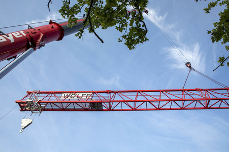 Symbolfoto Kran-Abbau