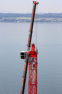 Symbolfoto Kran-Abbau