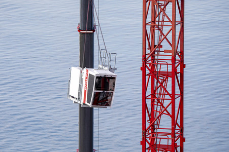 Symbolfoto Kran-Abbau