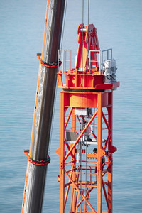 Symbolfoto Kran-Abbau