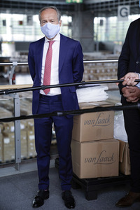 Besuch im Landeslager für Schutzausrüstung in Düsseldorf