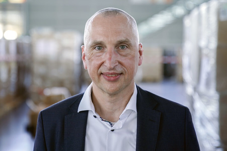 Besuch im Landeslager für Schutzausrüstung in Düsseldorf