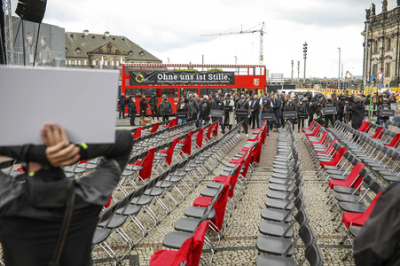 Demonstration 'Ohne uns ist Stille' in Dresden
