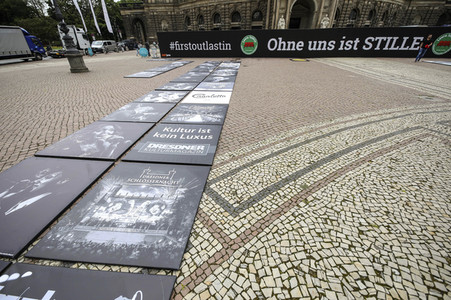 Demonstration 'Ohne uns ist Stille' in Dresden