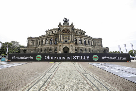 Demonstration 'Ohne uns ist Stille' in Dresden