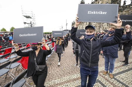 Demonstration 'Ohne uns ist Stille' in Dresden