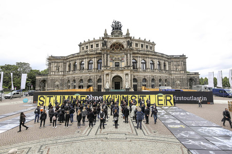 Demonstration 'Ohne uns ist Stille' in Dresden