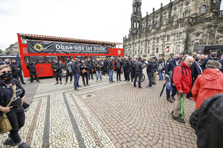Demonstration 'Ohne uns ist Stille' in Dresden