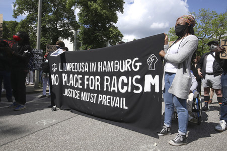 Demonstration 'Justice for Floyd - Stop killing blacks' in Hamburg