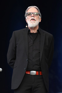 Revue 'Nutten, Koks und frische Erdbeeren - Die Geschichte des deutschen Schlagers' in Hannover