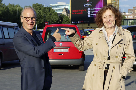 Eröffnung vom Autokino auf dem Heiligengeistfeld in Hamburg