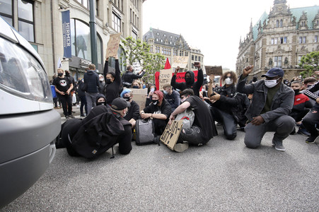 Demonstration 'Enough is Enough! - There can be no Peace without Justice!' in Hamburg