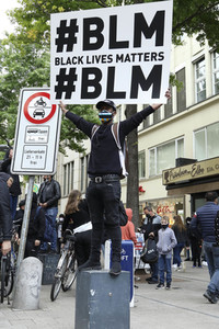 Demonstration 'Enough is Enough! - There can be no Peace without Justice!' in Hamburg