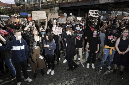 Demonstration 'Silent Demo' in Berlin
