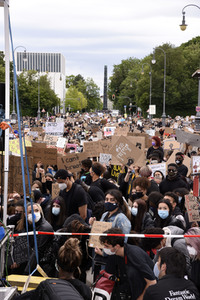 Demonstration 'Silent Protest - Sag Nein zu Rassismus' in München