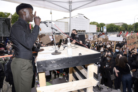 Demonstration 'Silent Protest - Sag Nein zu Rassismus' in München