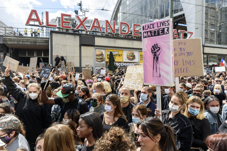 Demonstration 'Silent Demo' in Berlin