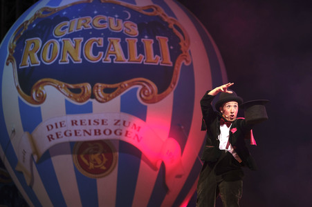 Roncalli's Drive-In-Show Live in Hannover