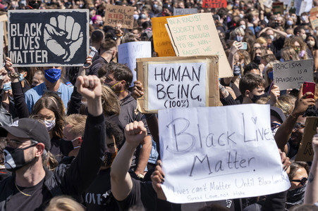 Demonstration 'Silent Demo' in Berlin