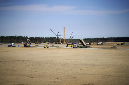 Baubeginn der Tesla Gigafactory 4 in Grünheide