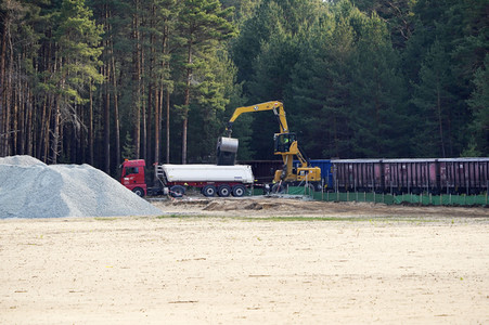 Baubeginn der Tesla Gigafactory 4 in Grünheide