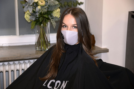 Darya Gritsyuk beim Friseurbesuch in München