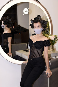 Darya Gritsyuk beim Friseurbesuch in München