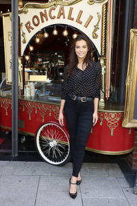 Fototermin mit Lili Paul-Roncalli in Hamburg