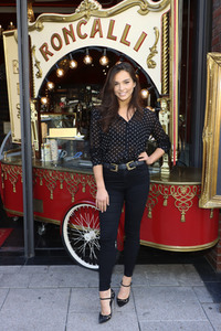 Fototermin mit Lili Paul-Roncalli in Hamburg