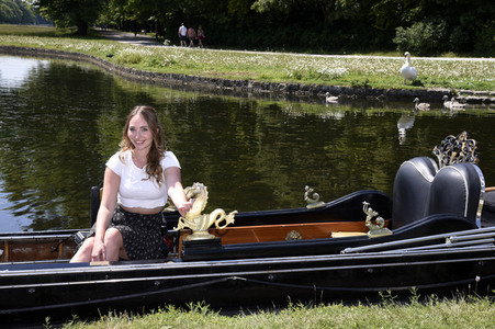 Gondelfahrt mit Prominenten in München