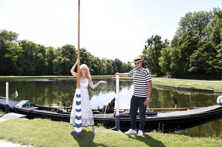 Gondelfahrt mit Prominenten in München