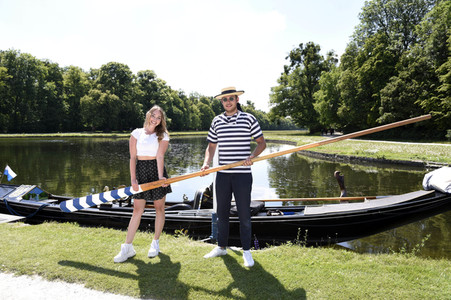 Gondelfahrt mit Prominenten in München