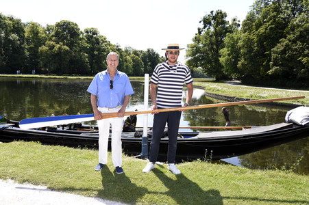 Gondelfahrt mit Prominenten in München
