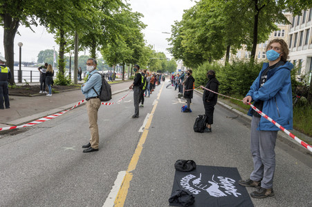 Menschenkette gegen Rassismus in Hamburg