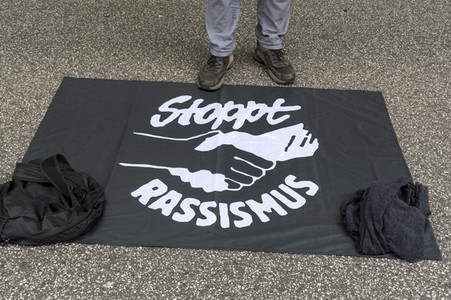 Menschenkette gegen Rassismus in Hamburg