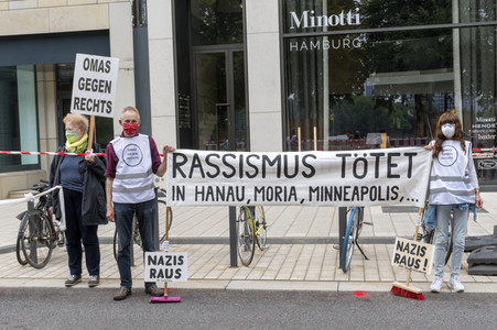 Menschenkette gegen Rassismus in Hamburg