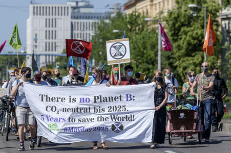 Start der Aktionswoche von Extinction Rebellion in Berlin