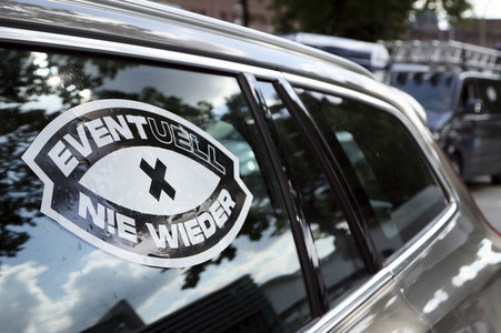 Autokorso unter dem Motto 'EVENTuell nie wieder' in Hamburg