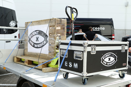 Autokorso unter dem Motto 'EVENTuell nie wieder' in Hamburg