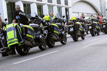 Autokorso unter dem Motto 'EVENTuell nie wieder' in Hamburg