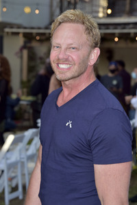 Serienpremiere 'Paparazzi X-Posed' in Studio City